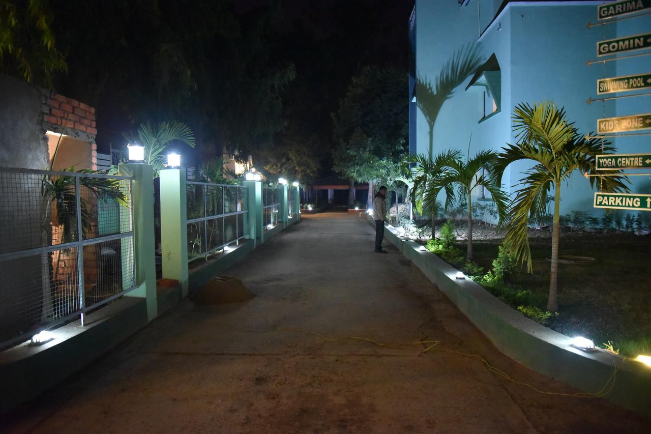 Gargee Gautam Vihar Resort Rádzsgír Kültér fotó