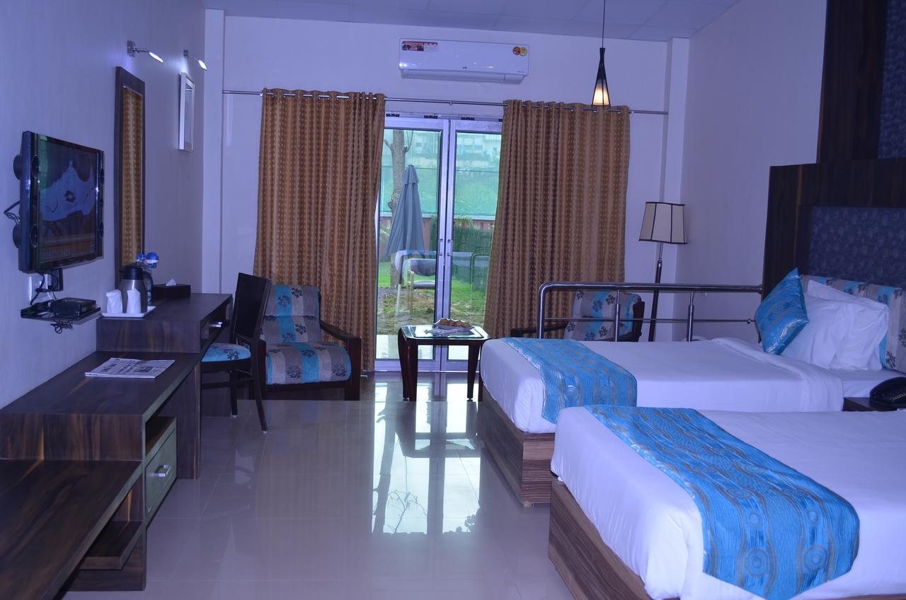 Gargee Gautam Vihar Resort Rádzsgír Kültér fotó