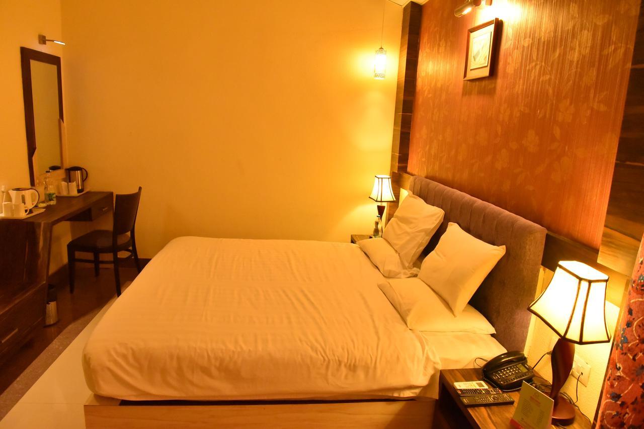 Gargee Gautam Vihar Resort Rádzsgír Kültér fotó